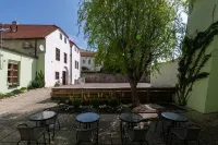 Penzion Austis Hotels in Chvalovice