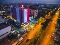 Red Planet Surabaya Hotels in Sawahan