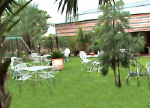 齊莫洛格農場旅館