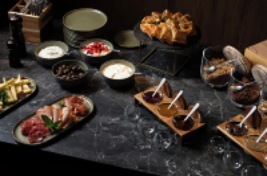 納夫普利翁K巢飯店