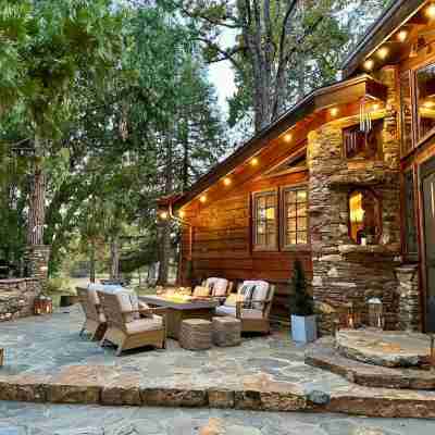 Luxury Nature Getaway Stonehouse by Casa Oso Hotel Exterior