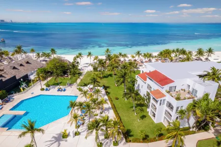 Beachscape Kin Ha Villas & Suites Отели рядом с достопримечательностью «Плайя Тортугас»