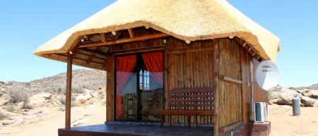 Sperrgebiet Lodge Отели в г. Спрингбок