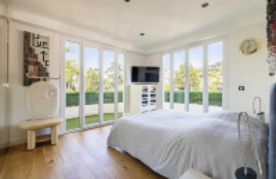 Modern flat with sea view - AC- 2BR- 4P - Cannes