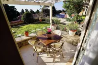 Cumbalıca Flora Hotels in Ildir Mahallesi