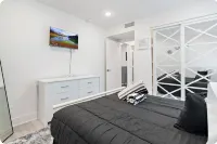 Amazing 1-bedroom apartment with WiFi Sleeps 6