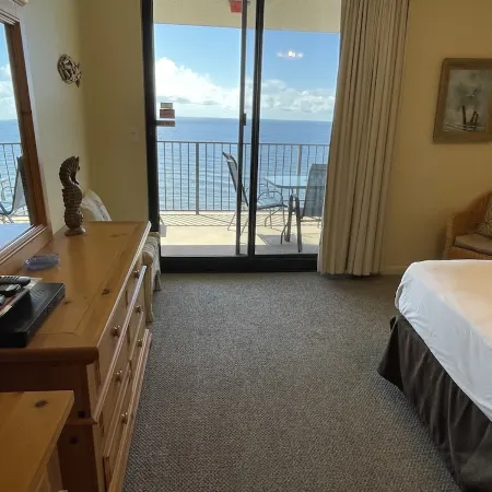 Gulf-Front Phoenix X 3Br Condo, Stunning Balcony Views