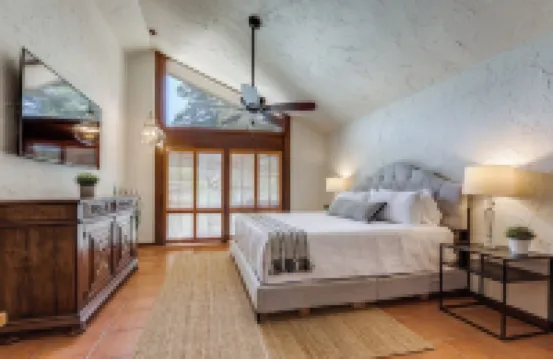 Casa Paloma - Stunning Luxurious Villa w/ Pool