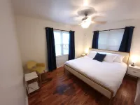 Smart Home Oasis with 2 King Beds and an Office - Alexa Controlled! Отели рядом с достопримечательностью «U.S. Rte 66»