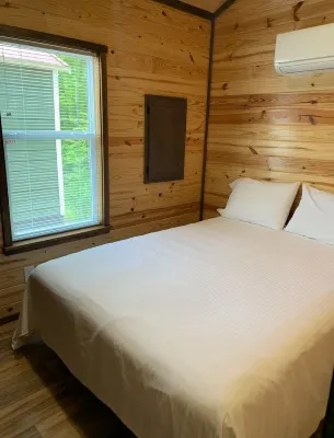 Tiny Homes for Rent, minutes to the Casino, Golf Course & Water Park
