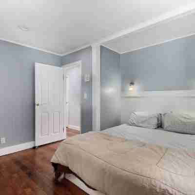 Home Sweet Home in Danbury Rooms