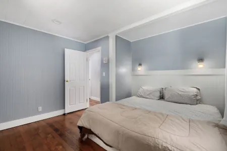 Home Sweet Home in Danbury