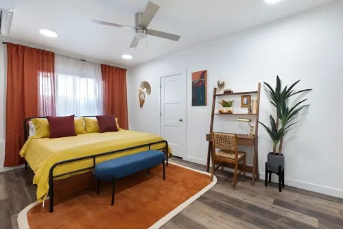 New 3BR/2BA: Private Hot Tub + Shared Pool, Sauna & Outdoor PingPong 1Hr to Zion