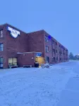 Illini Inn & Suites Hotel - Rantoul/Gifford/Champaign/Urbana - Parkplatz