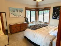 Beautiful, Comfortable, Mountain Home,  Sleeps 8-10 Hotel in zona Alpine Base Area at Palisades Tahoe