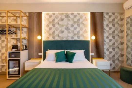 AlbaDea Suites&Jacuzzi Hotels in Nomentano