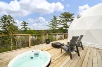 Nalu Retreat & Nordic Spa Hotels in Porters Lake