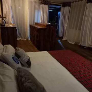 Wanale Falls Lodge