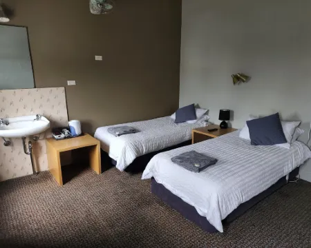 Woolpack Hotel Tumut Hotels in Tumut