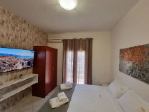 Premium Suites