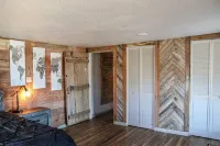 River Front Get Away