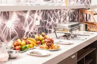 Dazzler by Wyndham Salta - breakfast