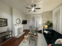 Charming 3 BR in Northside Hotels in Hamilton County