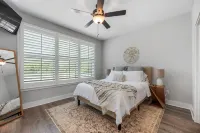 Charming 2-bedroom condo in the urban wilderness area of Knoxville