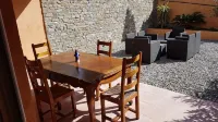 Studio + Jardin à 300m de la Plage et des Commerces, Dans une Propriété Privée
