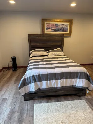 Delightful studio with WiFi in Stockton Hotels near Sky Zone Trampoline Park