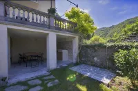 Goldenlake Apartment