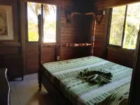 Beachfront Cabin with Wi-Fi Hotels in 