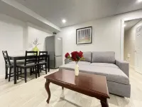 Merritt Crown Hill - 1 bedroom w/AC Suite 100