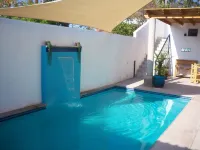 Milagro Guest House, Seaside Bungalow with Ocean View and a Private Pool! - สระว่ายน้ำส่วนตัว