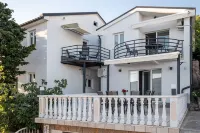 Apartments  Matea with Infinity Pool