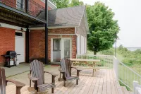 Bayview House at Lake on the Mountain Hotels near Three Dog Winery