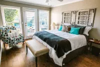 Peaceful Retreat - Lake & Mountain Views - Private Pool Hotels in Dandridge