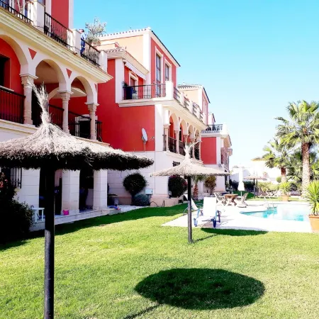 Luxurious apartment right in the golf course with a view of the countryside