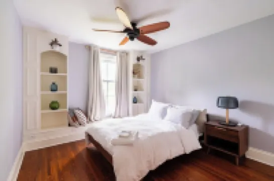 Modern & Spacious 1908 Home