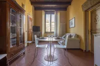 Holiday house with 4 beds and 2 bathrooms in the centre 50 m from the castle
