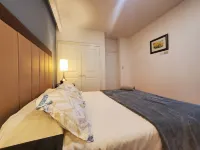 Spacious & modern 1 bedroom apartment by the bullring