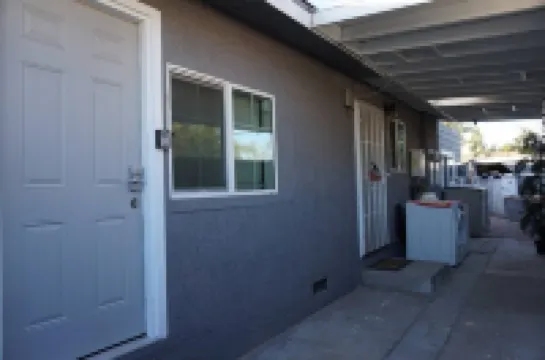 LARGE MASTER BED ROOM WITH PRIVATE ENTRANCE & BATH