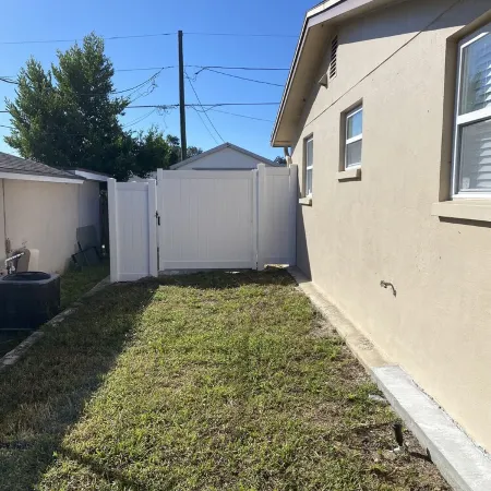 Sunrise, Suntan, Sunset repeat! Coastal getaway! 2 bd, pet and kid friendly