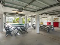 Handicap Accessible Home w 7 Bathrooms & a Pool  - Perfect for Family Gatherings