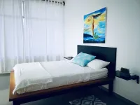 Moderna casa familiar de playa. A solo una cuadra del mar. 酒店