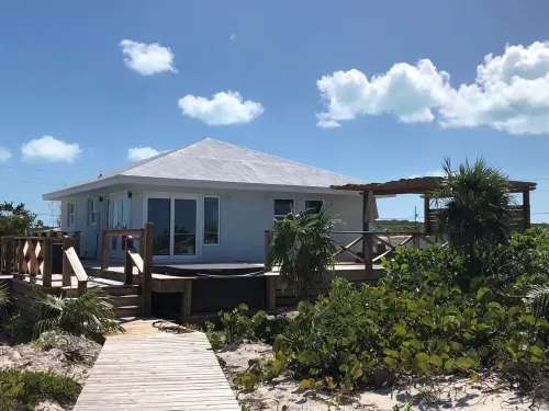 Intimate Luxury on Bahamas Best Beach - Blue Point Cottage Beach House