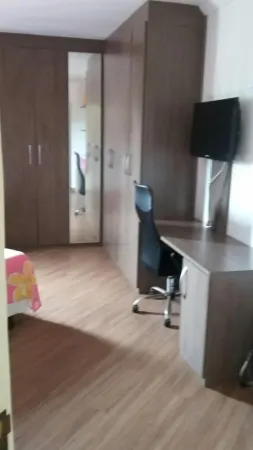 Tupy, 1 Cozy Air-Conditioned Dormitory Отели рядом с достопримечательностью «Aviacao Beach»