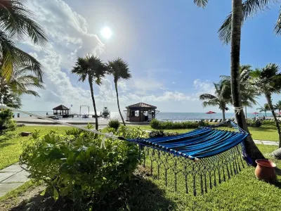 BEACHFRONT!!! 1BR/1.5BA Condo at Grand Caribe! Expansive Views. Great Location!! Hotel a 