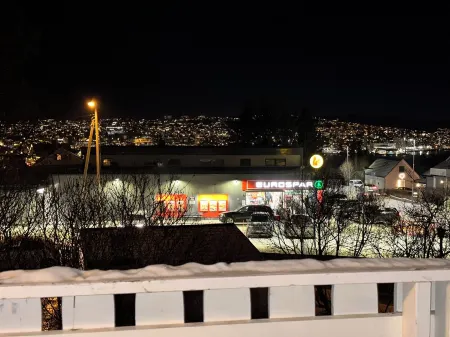 Cozy house in the heart of tromsdalen. Central Отели в г. Tromsdalen