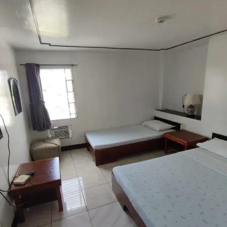 Green Ridge Apartelle